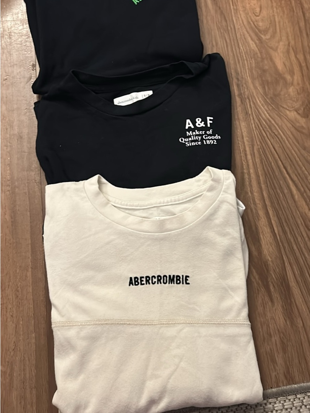 Abercrombie & Fitch Kids Black & White Logo Tees Set Size 9/10